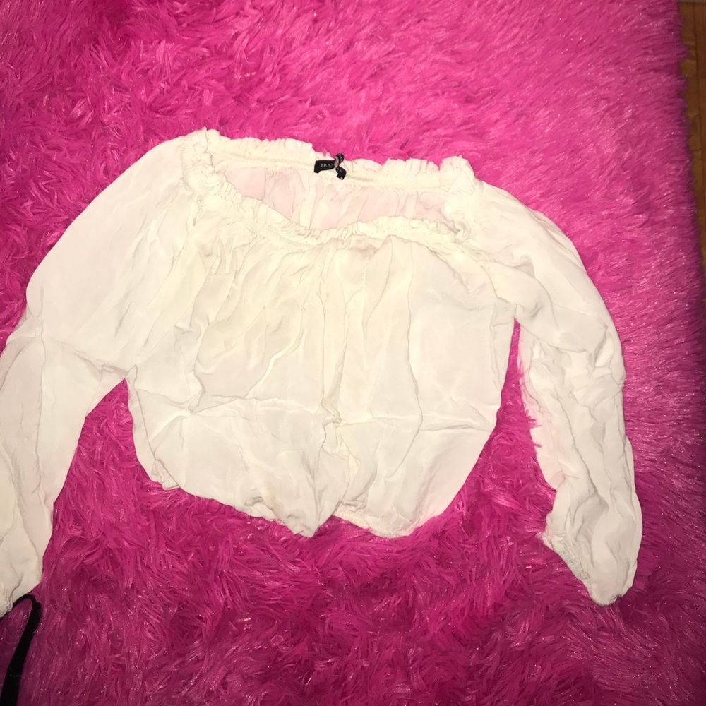 Brandy Melville off the shoulder top